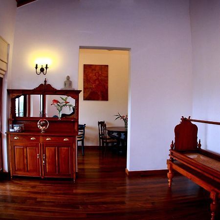 Cirute' Talwatte, Kandy Dış mekan fotoğraf