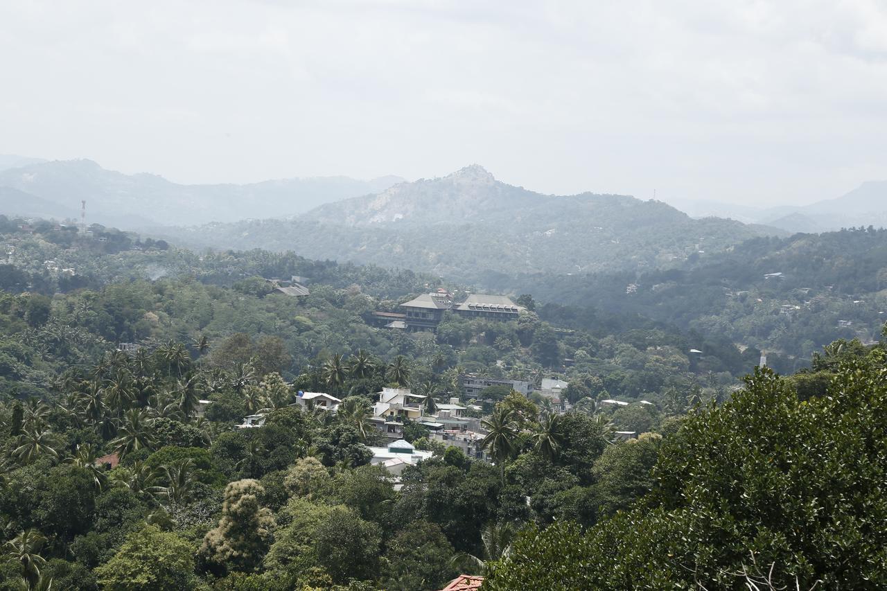 Cirute' Talwatte, Kandy Dış mekan fotoğraf